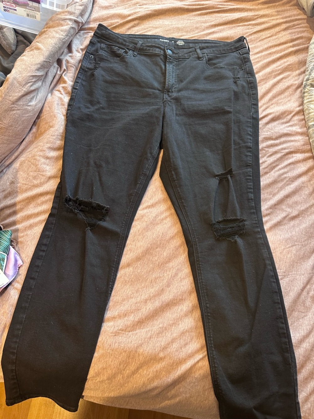 Old Navy Women's Black Skinny Distressed Jeans